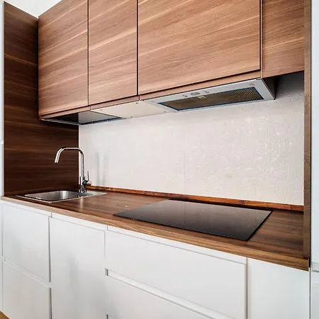Easylife - - Vico 66 - Di Apartamento Como